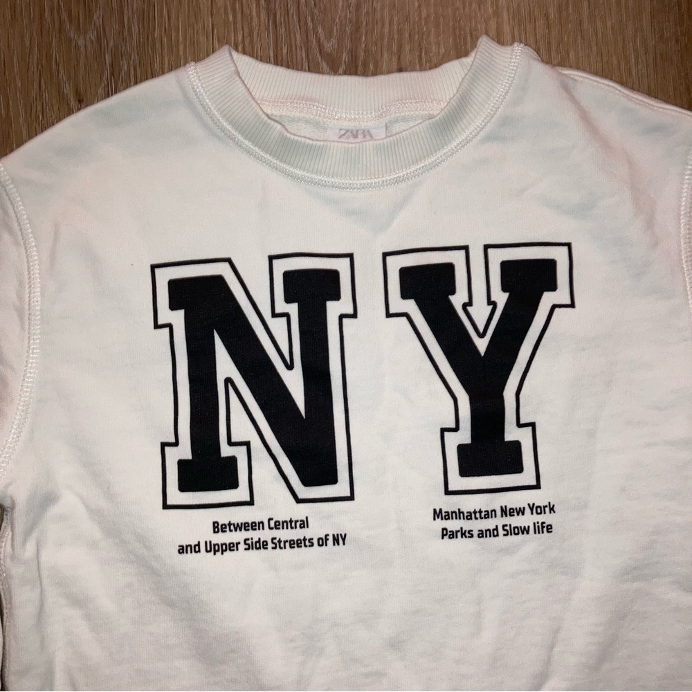 Zara Kids NY Manhattan Graphic Sweatshirt Size 7 Casual, Everyday - Picture 5 of 13